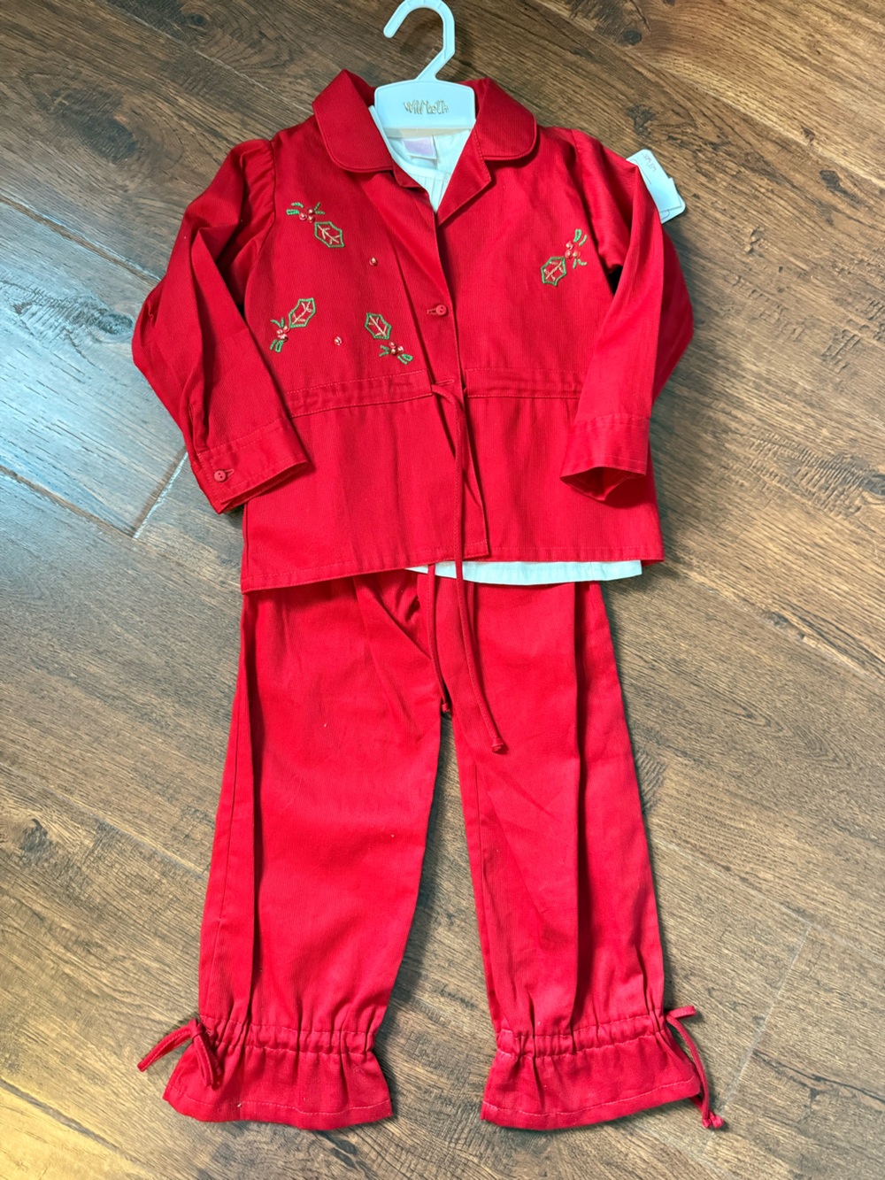 Vintage Will’Beth Girls Christmas Outfit 2-Piece Set Size 4T NWT Red Embroidered